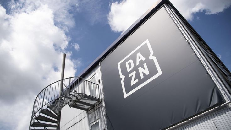 Il miliardario ucraino che ora controlla il calcio italiano in tv. Chi è Leonard Blavatnik, dall'acciaio ai canali digitali di Dazn
