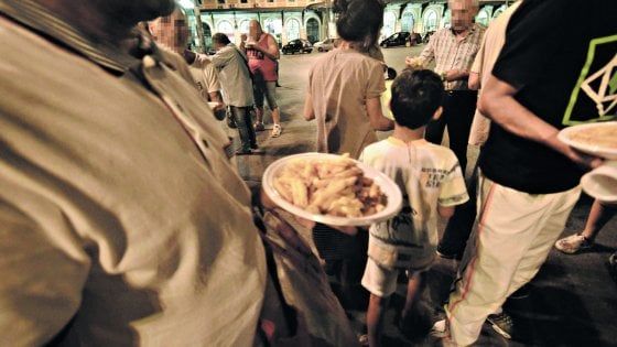 Bari, il piano welfare del Comune per Ferragosto: "Nessuno resterà solo" 