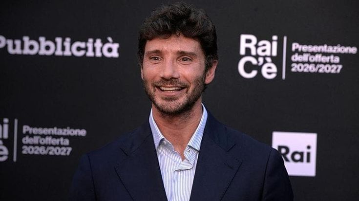 Stefano De Martino a Los Angeles già al lavoro sul suo Sanremo