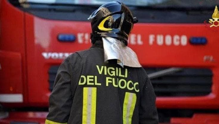 Tragedia nel senese, padre e figlio muoiono in un incendio di sterpaglie