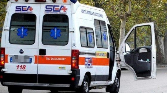 Lecce, trans ferita in strada con una pistola di softair: rischia di perdere l'occhio