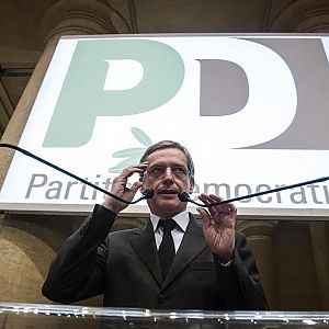 Primarie, Cuperlo: "Dal treno non si scende". Civati: "La sinistra c'&egrave;"