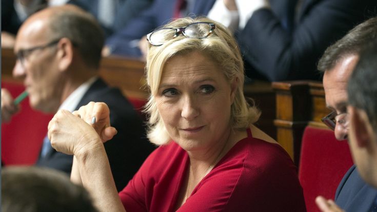 Marine Le Pen sull’orlo del crack: si gioca tutto in tribunale