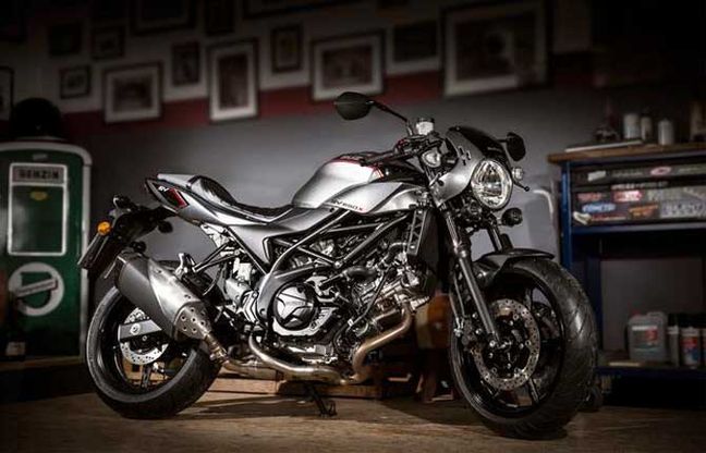 Suzuki SV650X, café racer per tutti