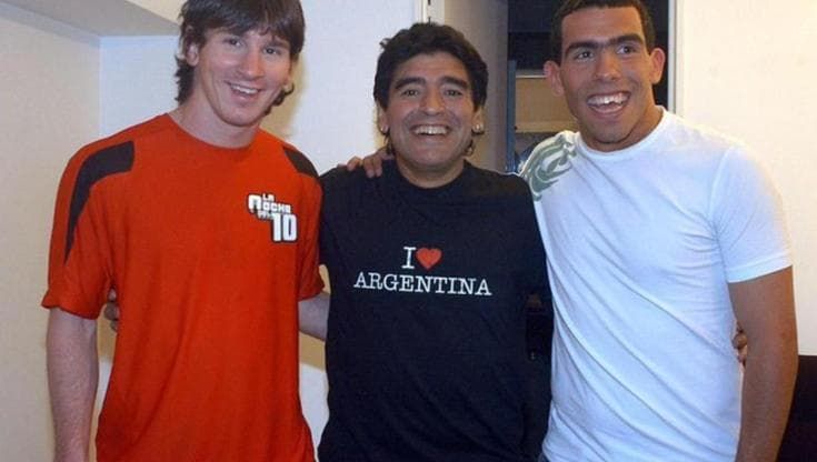 Quando Maradona e Messi incantarono il mondo giocando insieme a calcio tennis