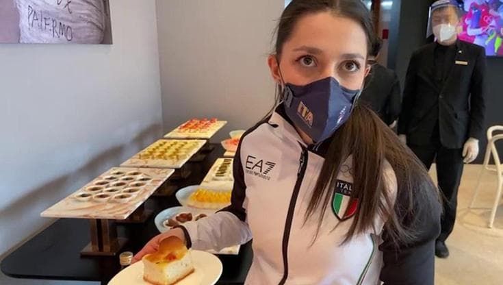 Pechino 2022, a tavola con i fratelli del ghiaccio: Arianna Sighel svela cosa mangiano lei e Pietro