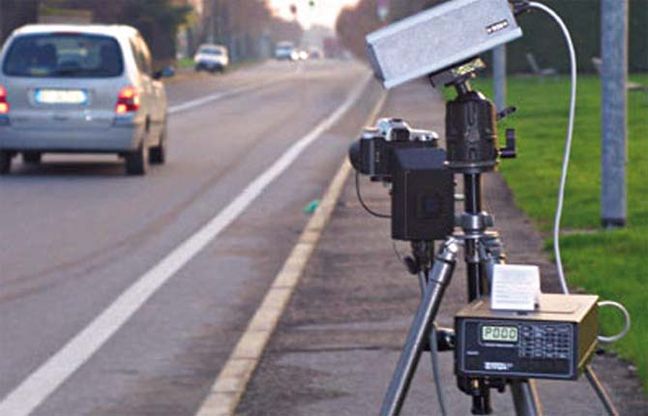 Autovelox mobili, multa legittima anche se esposto solo cartello fisso