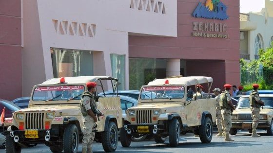 Egitto attacco a Hurghada: per fonti sicurezza attentatore legato a Isis. Tedesche le 2 turiste uccise