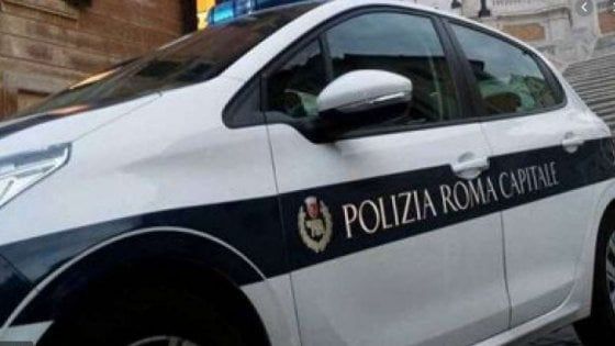 Roma, investito da un fuoristrada muore 82 enne 