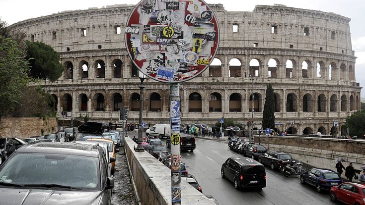 La decadenza di Roma vista da lontano