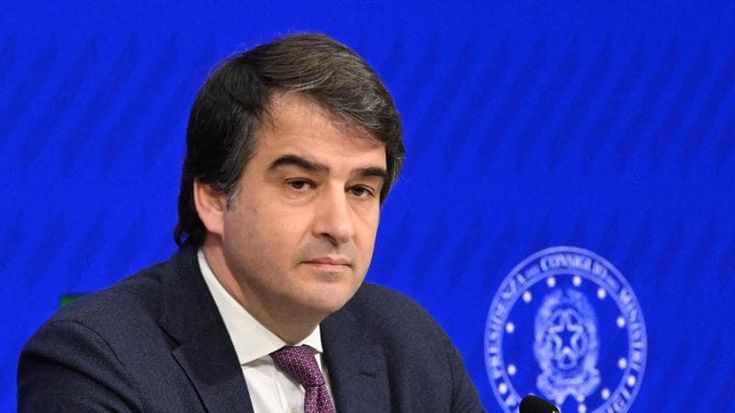 Il veto dei socialisti, Fitto rischia. Meloni: “Forziamo e votiamolo anche con i patrioti e senza Pse”
