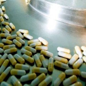 Manovra, la battaglia delle Regioni: "Fateci fare le gare tra farmaci"