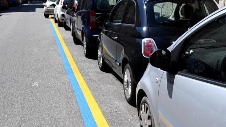 Boom di multe in centro a Torino nelle strisce giallo-blu