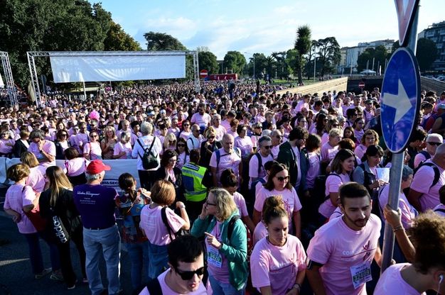 Firenze, successo per Corri la vita. Oltre 35 mila podisti contro il cancro