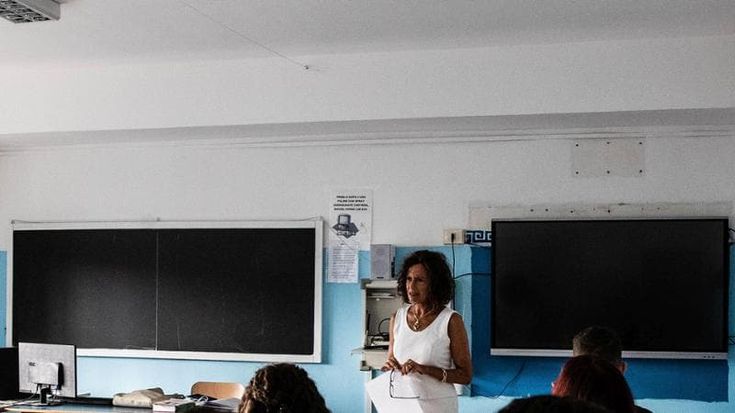 Dubbi, corsi e ostacoli per le scuole aperte d’estate