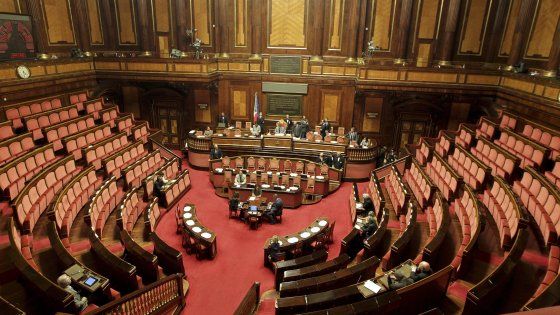 Giro vite su presenza in Aula senatori non votanti