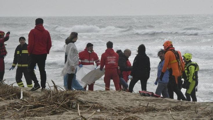 Naufragio di Cutro, dopo 3 anni si parla ancora di “urgenza” per canali sicuri d’ingresso