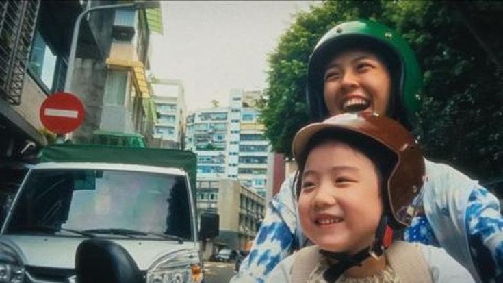 Storia intima di Tsou Shih-Ching: “In La mia famiglia a Taipei racconto la colpa di essere mancina”