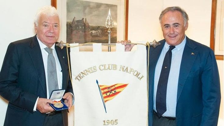 Napoli piange Pietrangeli. Qui vinse quattro volte il torneo del Tennis Club: “Un amico della città”