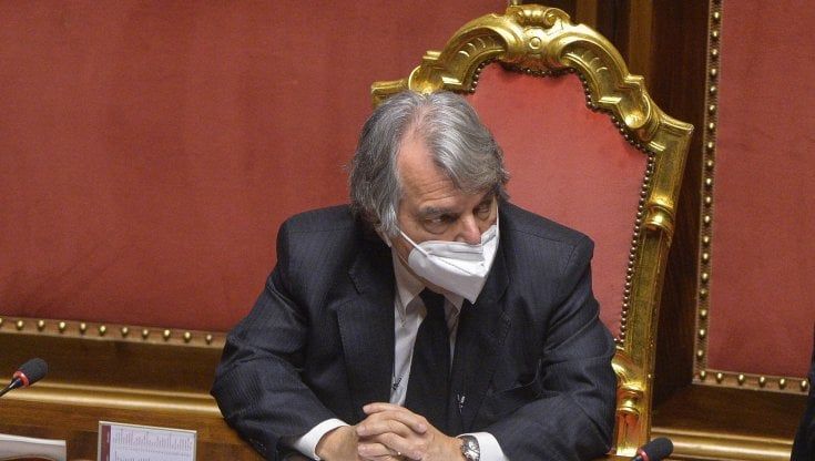 Pa, Brunetta: "Subito i concorsi, useremo i saloni delle Fiere e le aule delle Università"
