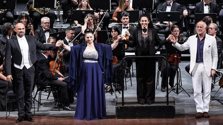Servillo e Puccini: il Petruzzelli in festa con Gianna Fratta e l’orchestra della Magna Grecia