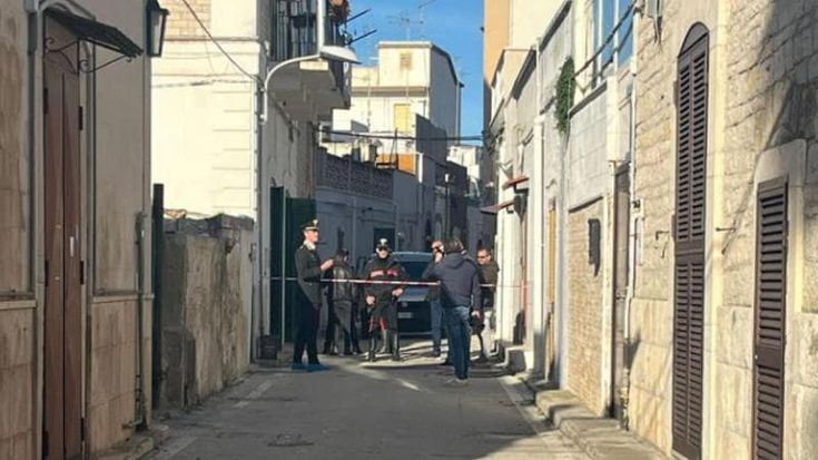 Bari, un coltello e un forchettone da cucina per uccidere Franco Dogna, la confessione del killer