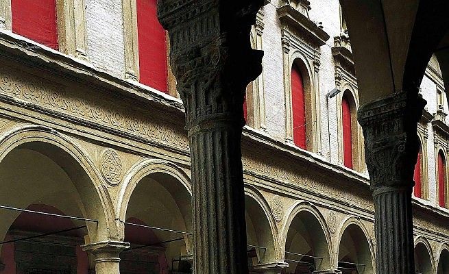 Provincia, l'ultimo brindisicol nuovo anno tutti a casa