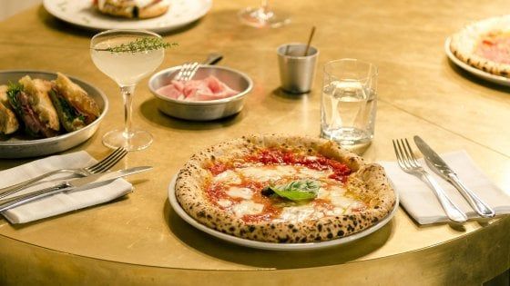 Concreto, multiforme e originale: Dry e la pizza di Lorenzo Sirabella