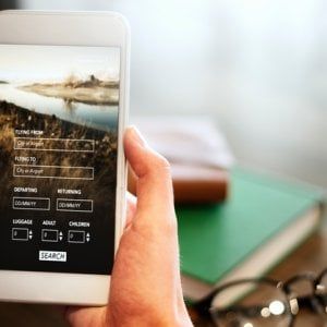 La cancellazione non è gratuita: Booking bacchettata per pubblicità ingannevole