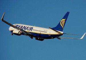 Gabbiano nel motore, l'aereo Ryanair<br />Edimburgo-Bologna atterra a Bergamo