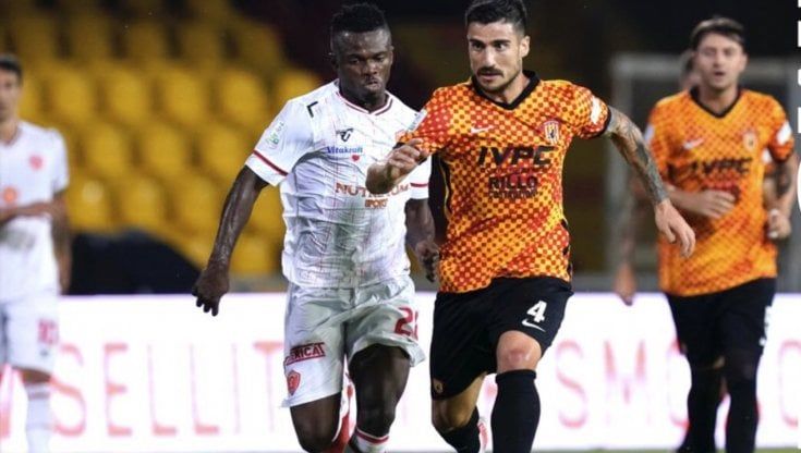 Serie B: il Como domina a Brescia, Benevento-Perugia senza reti