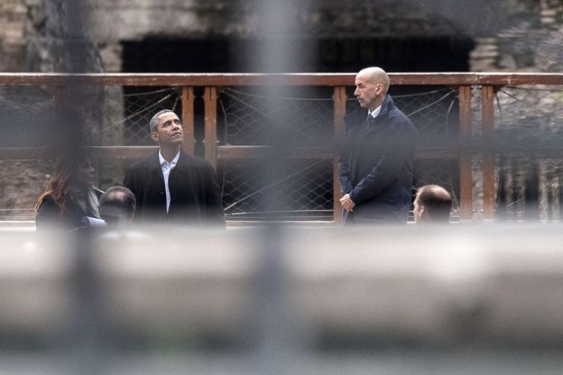 Obama visita il Colosseo: ''Pi&ugrave; grande di uno stadio di baseball''