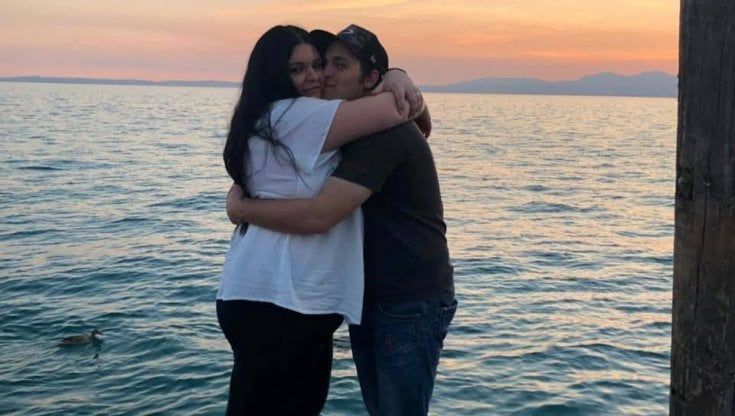 Il funerale su Youtube per Martina, morta di Covid. Quando anche il dolore è "da remoto"