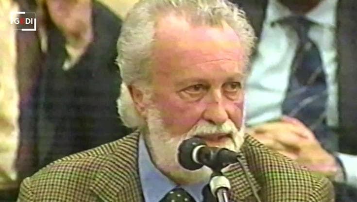Il saluto di Eugenio Scalfari alla redazione di Repubblica dopo aver lasciato la direzione