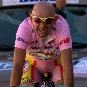 Avato: "Pantani avvelenato, perch&eacute; distruggere cos&igrave; i suoi reperti?"