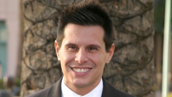 È morto Silvio Horta, il creatore della popolare serie 'Ugly Betty' si è suicidato