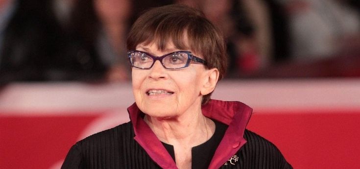 Franca Valeri: "Ho imparato dai classici a raccontare con il sorriso la semplice umanità"