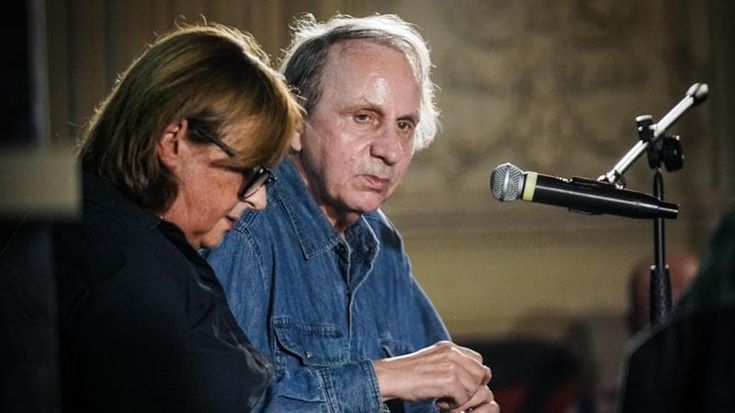 Michel Houellebecq: “Ricattato per un film porno, se fossi stato una donna avrei riscosso più empatia. Ma anche i maschi subiscono violenza”