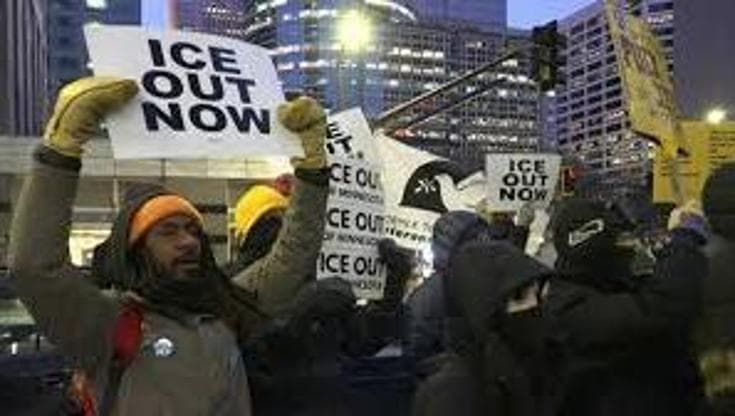 Minneapolis e non solo: quando scatta il senso del pericolo per la perdita della libertà?