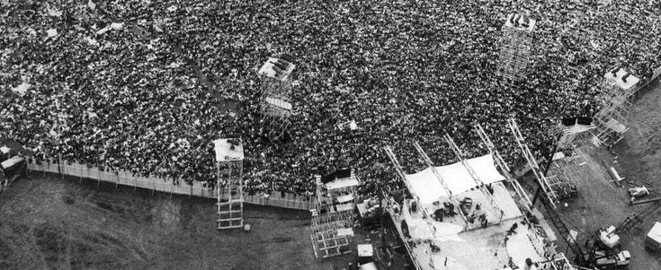 Woodstock 50 tra passato e presente:  tra gli ospiti Santana, Ringo Starr e Miley Cyrus