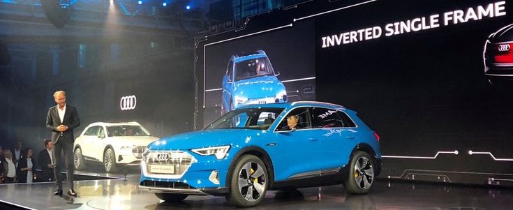 Audi e-tron, il pieno elettrico in 30 minuti