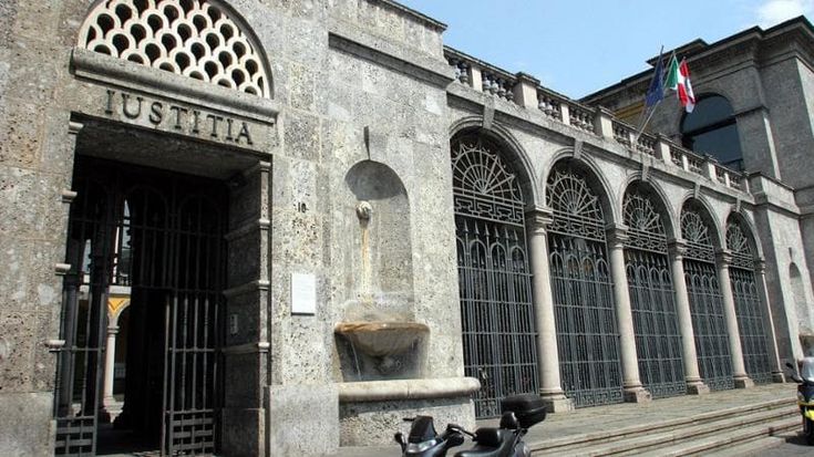 Droga e cellulari in carcere a Monza, sei arresti: c’è anche un agente della penitenziaria