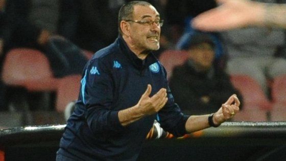 Napoli, Sarri non si arrende: "La Juve scappa, ma il nostro sogno resta vivo"