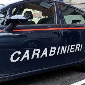 Strangola la moglie e confessa, arrestato ottantaduenne