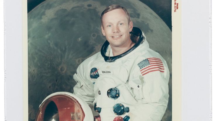 All'asta i ricordi di Neil Armstrong, il taciturno che conquistò la Luna