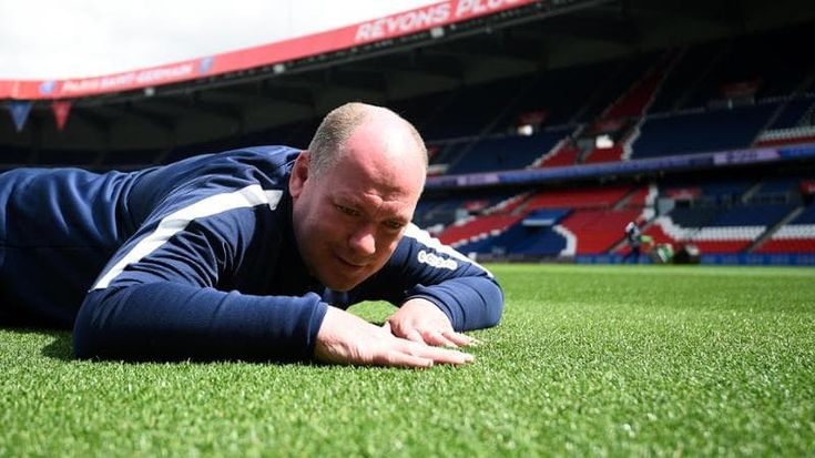Perché il Psg vuole licenziare il suo giardiniere star