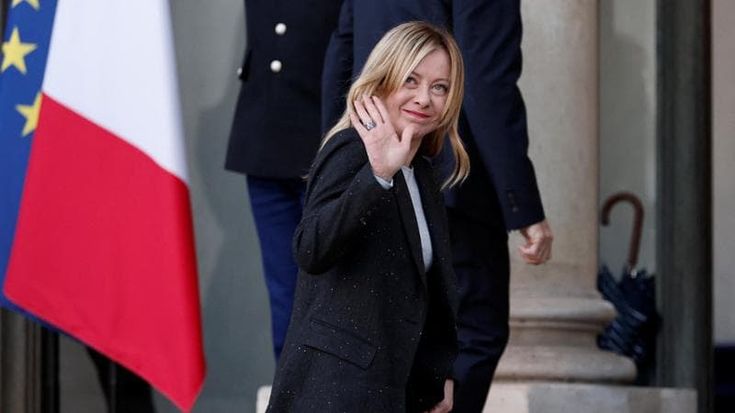 Mercosur, Meloni da Parigi ufficializza la svolta e dice sì: “L’Ue dà più risorse all’agricoltura”