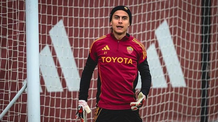 Dybala si allena in porta. E Soulé lo ribattezza Pauluigi Buffon: il video è virale