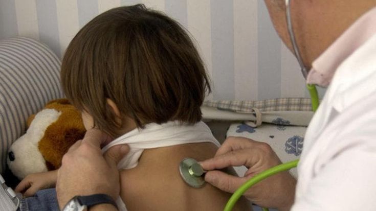 Emergenza pediatri a Roma: "Sono troppo pochi, ognuno segue 800 bambini"