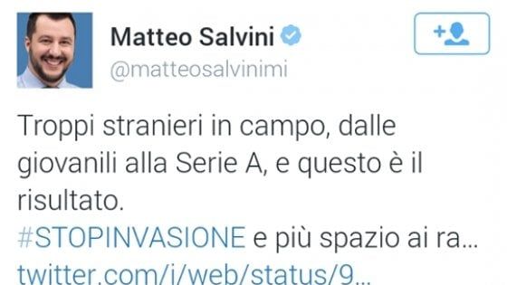 Russia 2018, Salvini: "L'Italia fuori per colpa degli stranieri". Renzi: "Sciacallo"